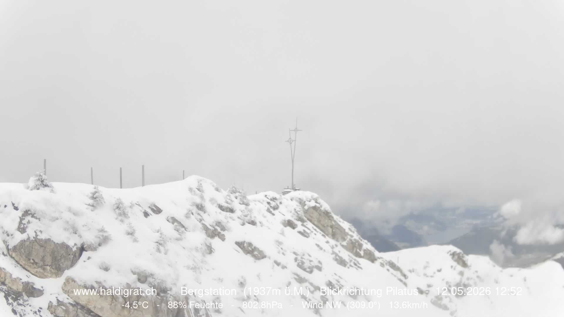 Wolfenschiessen: Bergstation Haldigrat (1937m) Blickrichtung West - Pilatus