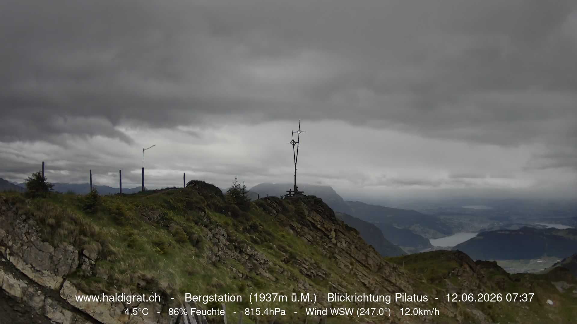 Wolfenschiessen: Bergstation Haldigrat (1937m) Blickrichtung West - Pilatus