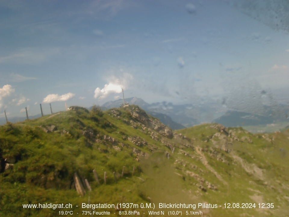 Wolfenschiessen: Bergstation Haldigrat (1937m) Blickrichtung West - Pilatus