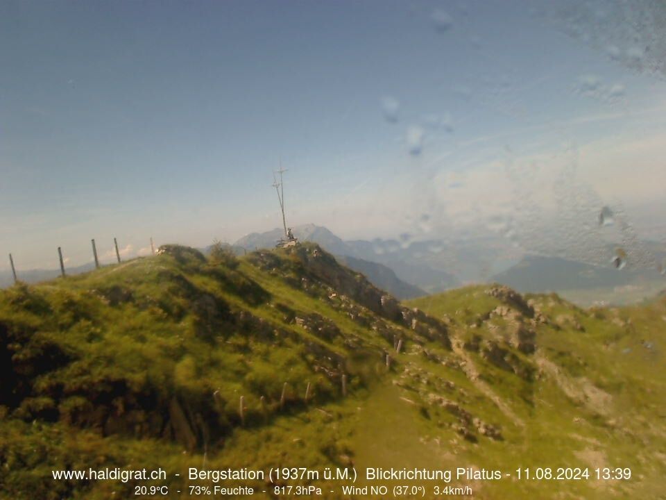 Wolfenschiessen: Bergstation Haldigrat (1937m) Blickrichtung West - Pilatus