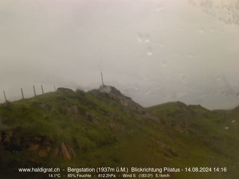 Wolfenschiessen: Bergstation Haldigrat (1937m) Blickrichtung West - Pilatus