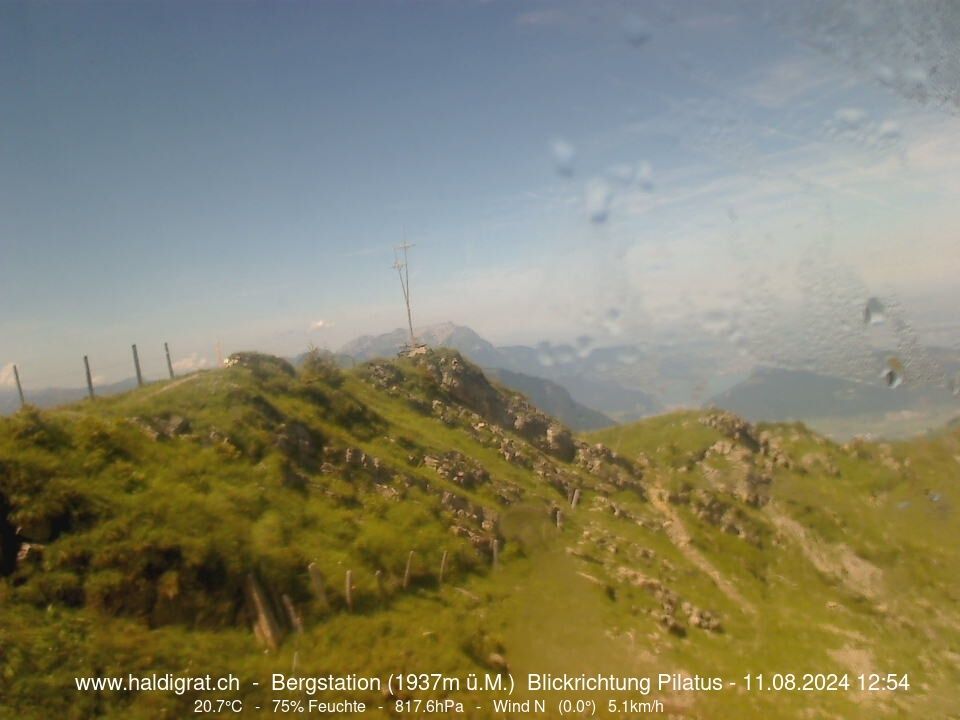 Wolfenschiessen: Bergstation Haldigrat (1937m) Blickrichtung West - Pilatus