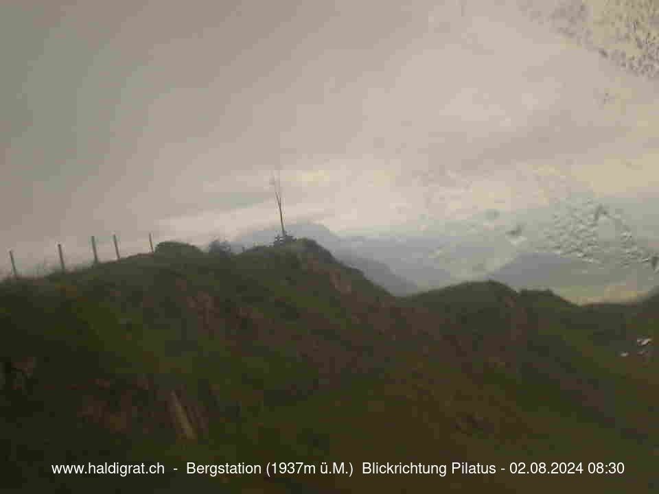 Wolfenschiessen: Bergstation Haldigrat (1937m) Blickrichtung West - Pilatus