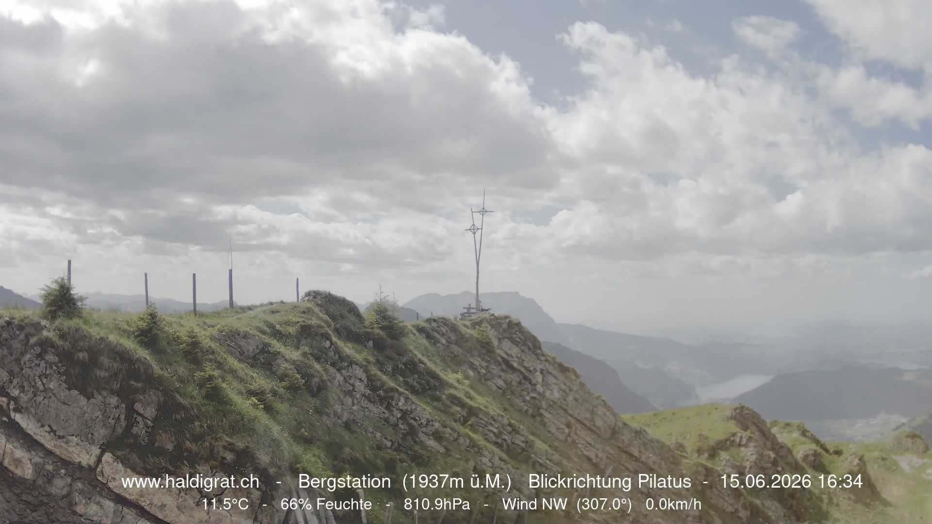 Wolfenschiessen: Bergstation Haldigrat (1937m) Blickrichtung West - Pilatus