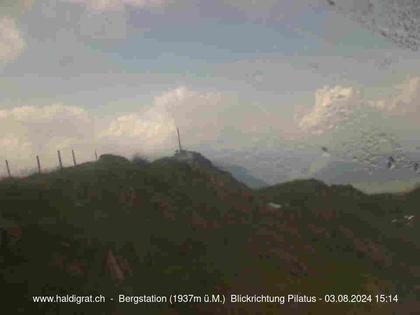 Wolfenschiessen: Bergstation Haldigrat (1937m) Blickrichtung West - Pilatus