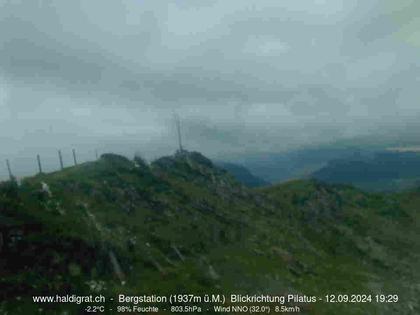 Wolfenschiessen: Bergstation Haldigrat (1937m) Blickrichtung West - Pilatus