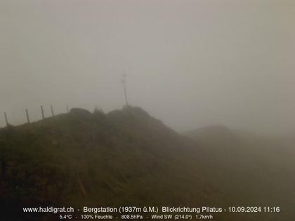 Wolfenschiessen: Bergstation Haldigrat (1937m) Blickrichtung West - Pilatus