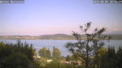 Vully-les-Lacs: Lake Murten