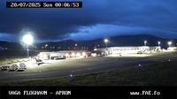 Vatnsoyrar: Vagar airport