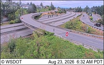 Traffic Cam Green Lake Station: I-5 at MP 171.5: NE 85th St