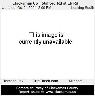 Traffic Cam Stafford: Clackamas Co - Rd at Ek Rd