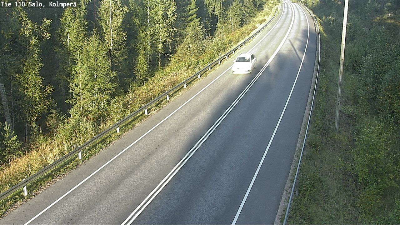 Traffic Cam Salo: Tie 110 - Kolmperä - Turkuun