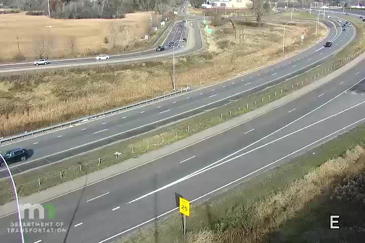 Traffic Cam Eden Prairie: T.H.212 EB @ Valley View Rd