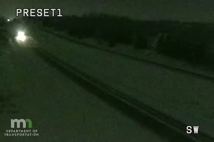 Traffic Cam Lino Lakes: I-35E NB @ Tart Lake Rd