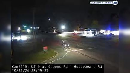 Traffic Cam Town of Halfmoon › North: US 9 at Grooms Rd and Guideboard Rd