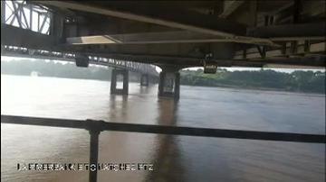 Traffic Cam Natchez: MS River Bridge in