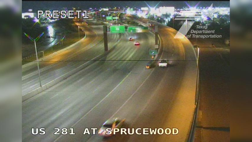 Traffic Cam San Antonio › North: US 281 at Sprucewood