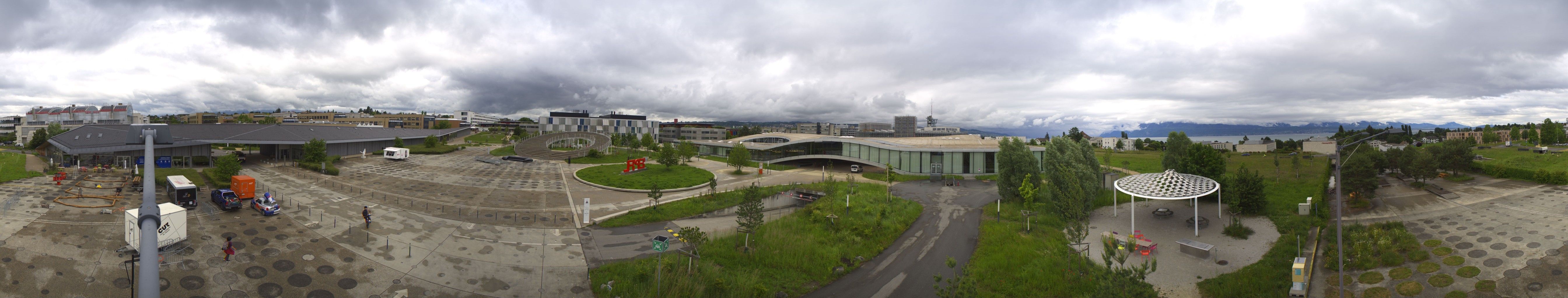 Ecublens: EPFL Place Maurice Cosandey