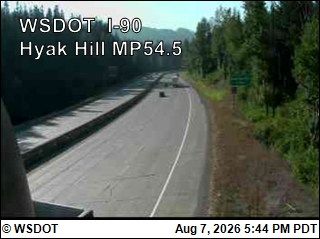 Snoqualmie Pass during daytime