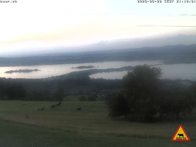 Altendorf › Norden: Freienbach-Hurden-Seefeld - Ledigatter (Seedammdurchlass) - Seedamm - Holzbrücke Rapperswil-Hurden