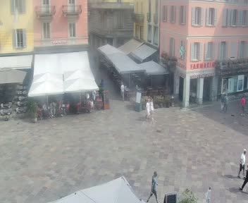 Lugano: Piazza Riforma