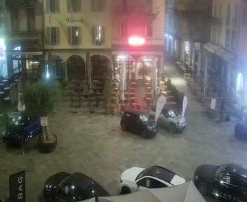 Lugano: Piazza Riforma