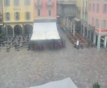 Lugano: Piazza Riforma
