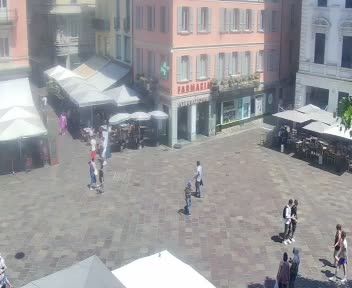 Lugano: Piazza Riforma