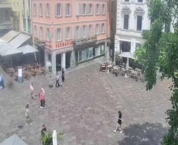 Lugano: Piazza Riforma