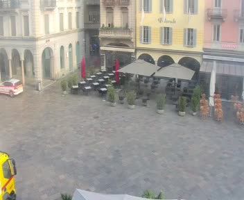 Lugano: Piazza Riforma