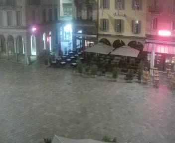 Lugano: Piazza Riforma