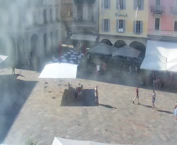 Lugano: Piazza Riforma