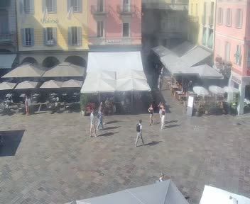 Lugano: Piazza Riforma