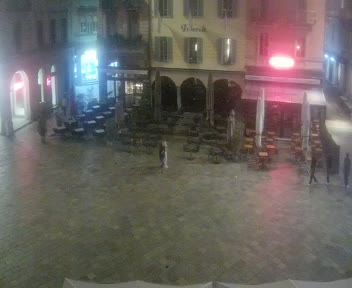 Lugano: Piazza Riforma
