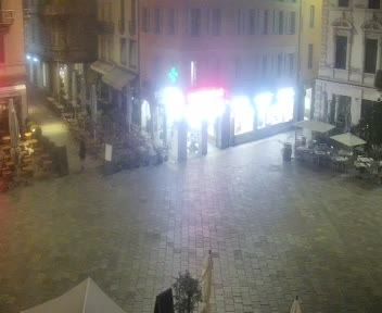 Lugano: Piazza Riforma