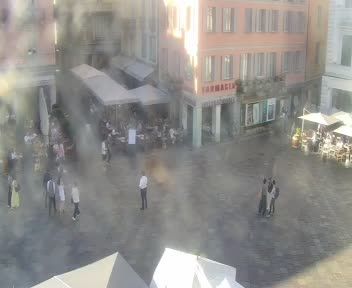 Lugano: Piazza Riforma