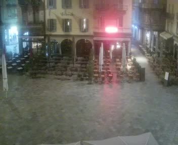 Lugano: Piazza Riforma