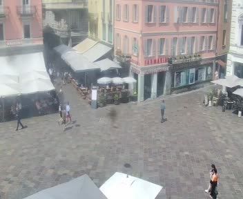 Lugano: Piazza Riforma