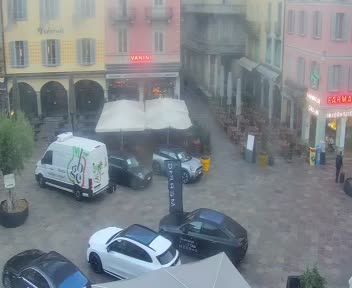 Lugano: Piazza Riforma