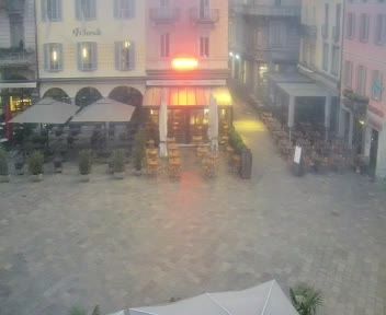 Lugano: Piazza Riforma