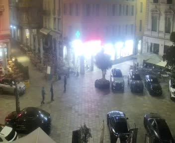 Lugano: Piazza Riforma