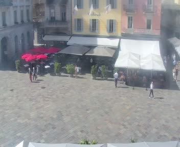 Lugano: Piazza Riforma