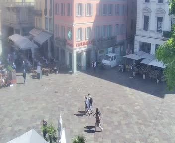 Lugano: Piazza Riforma