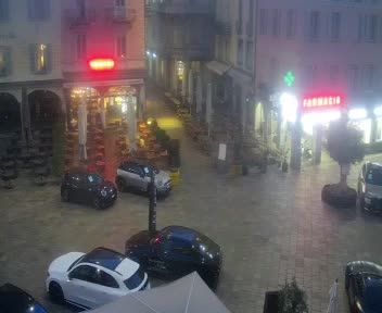 Lugano: Piazza Riforma