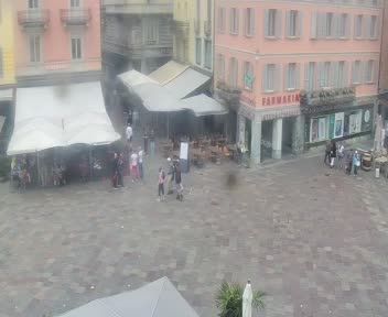 Lugano: Piazza Riforma