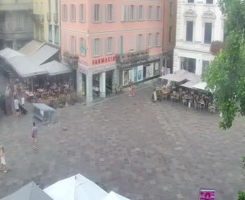 Lugano: Piazza Riforma