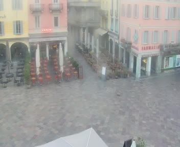 Lugano: Piazza Riforma
