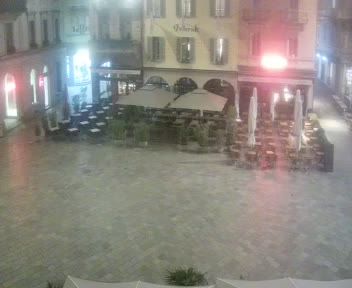 Lugano: Piazza Riforma