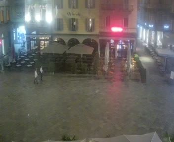 Lugano: Piazza Riforma