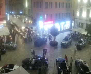 Lugano: Piazza Riforma